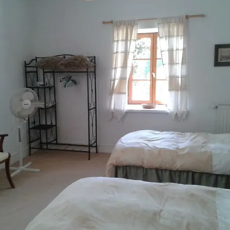 Chez Valade Homestay *